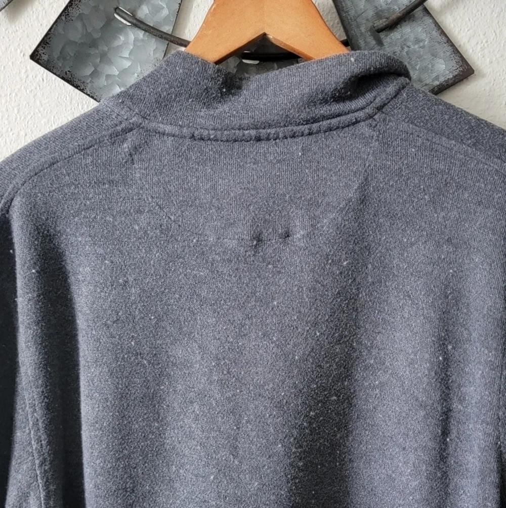 Ted Baker Men's Grsy Pullover Sweater size Small.